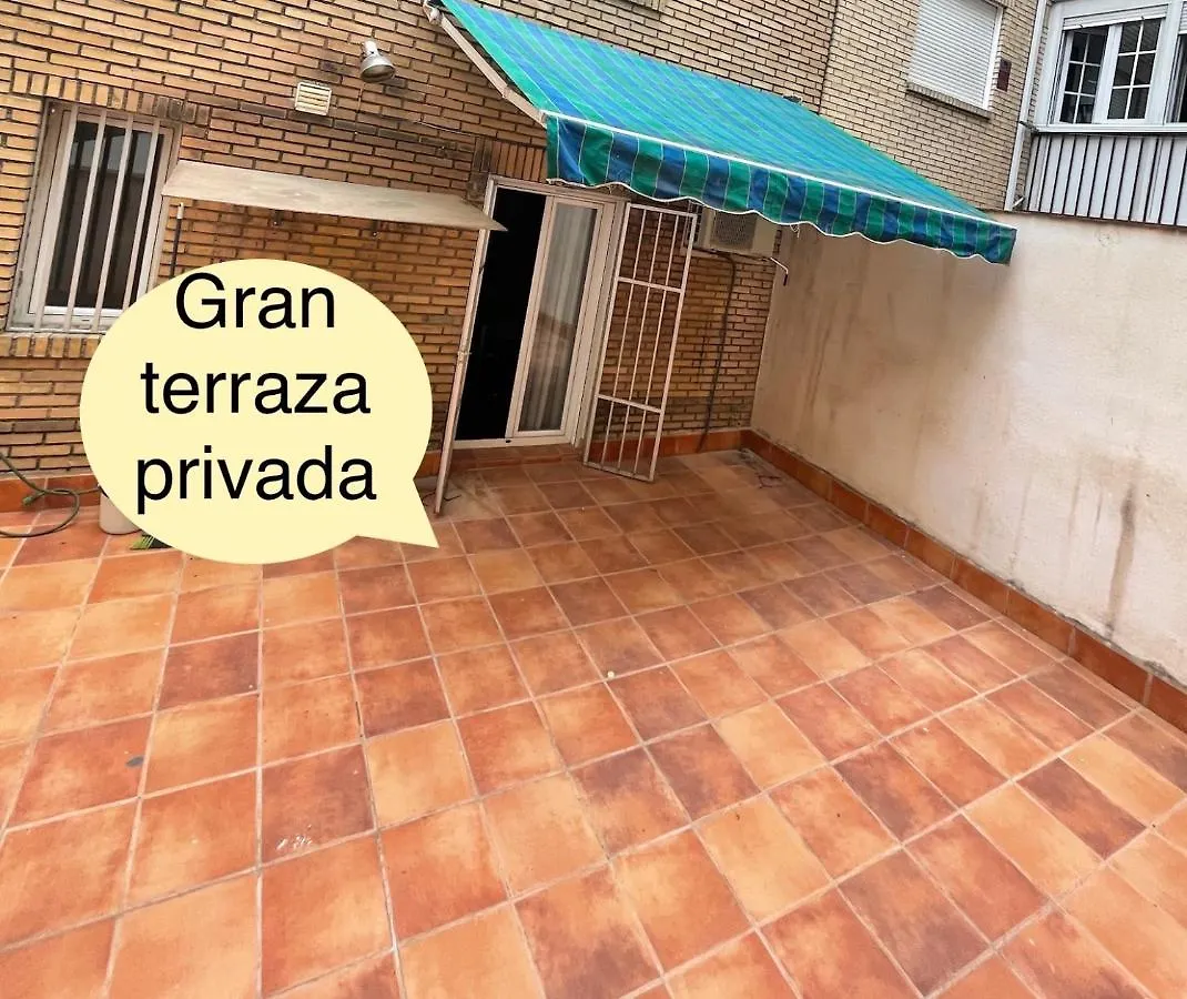Constitucion Suite Confort D Granada 0*,