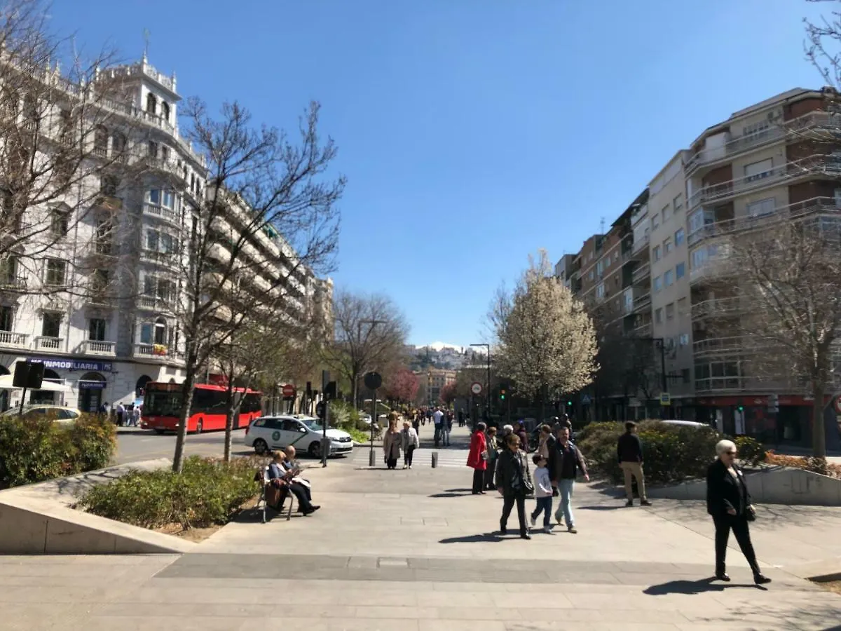 Constitucion Suite Confort D Granada 0*,